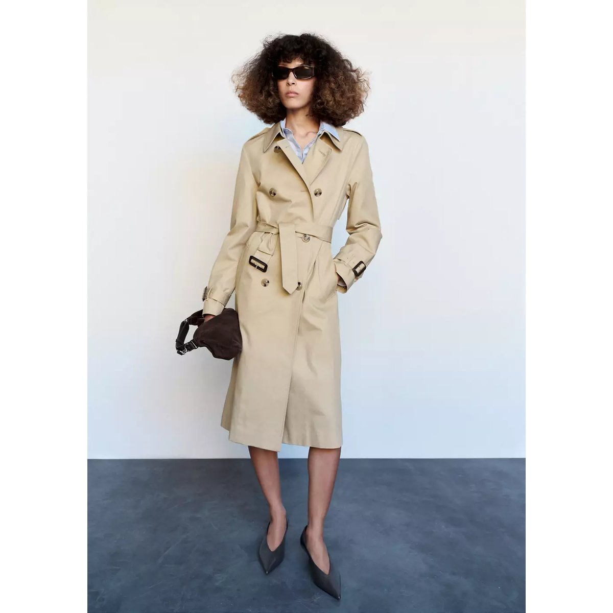 Trench à col chemise avec boucles beige, MANGO