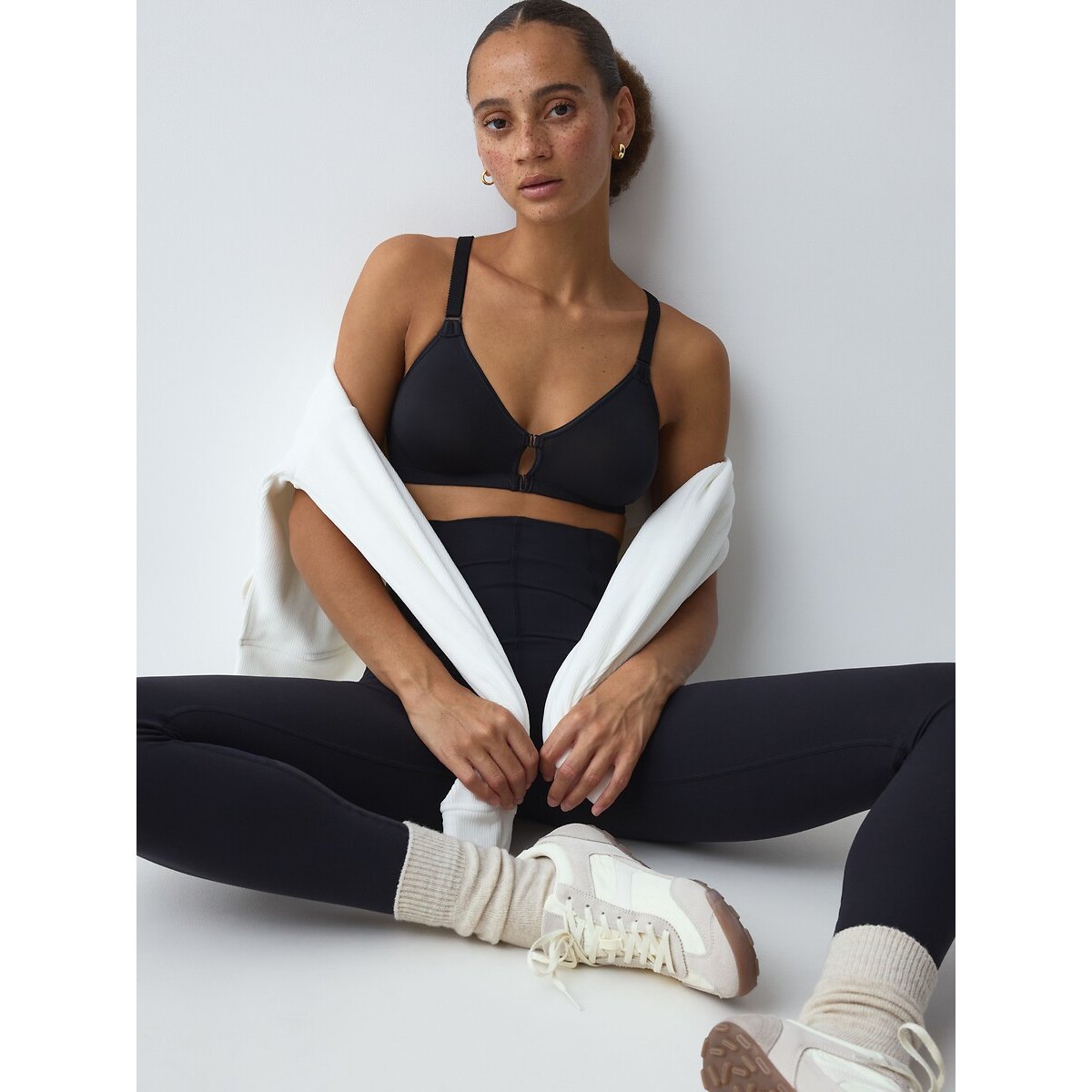 Soutien-gorge de sport sans armatures Fitness noir, TRIUMPH
