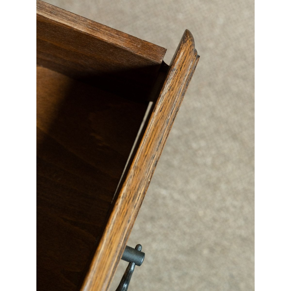 Chiffonnier en bois Valery N°120 - Bon état bois clair, DEBONGOUT