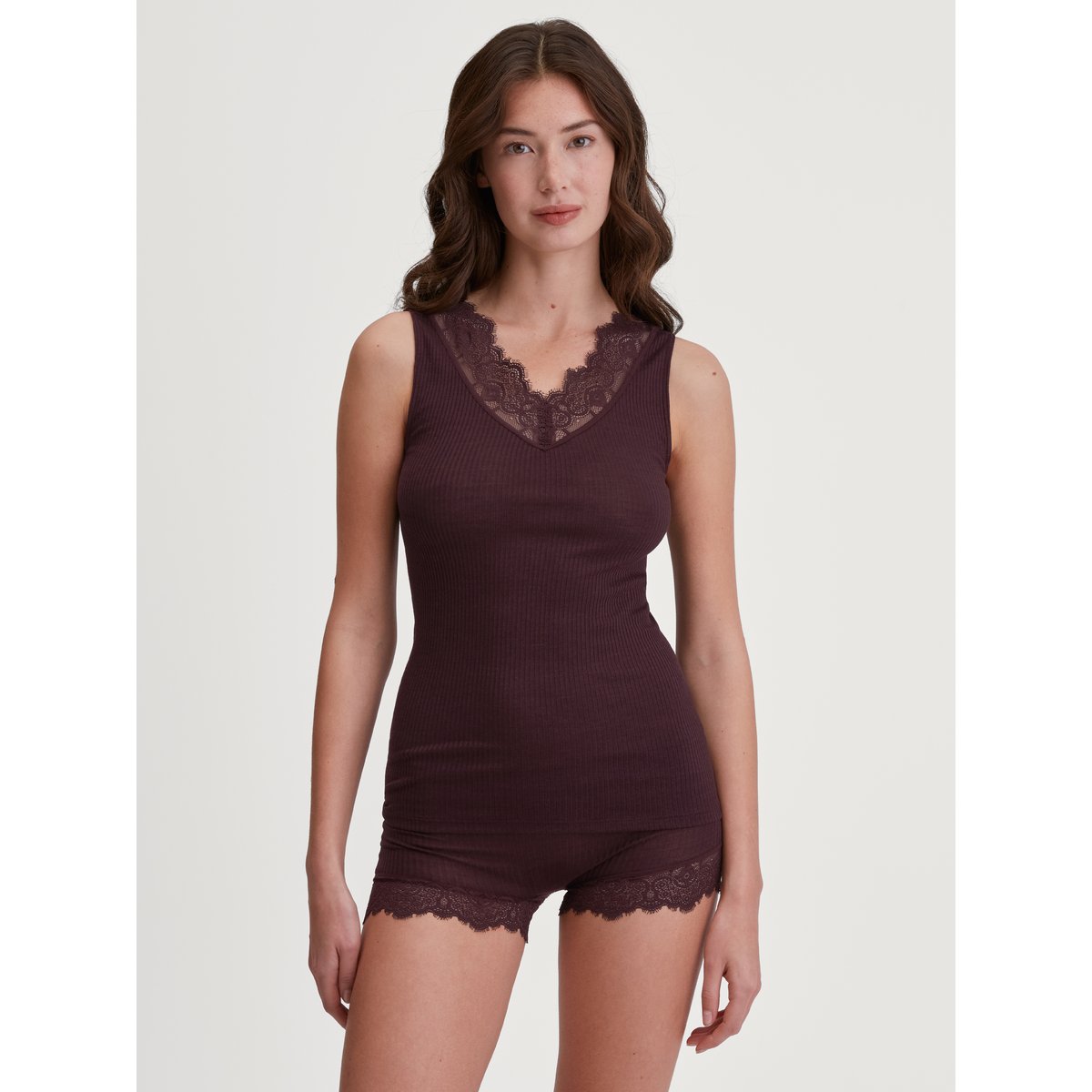 Débardeur en laine-soie sans manches Laine SILKY WOOL JOY black cherry, CALIDA