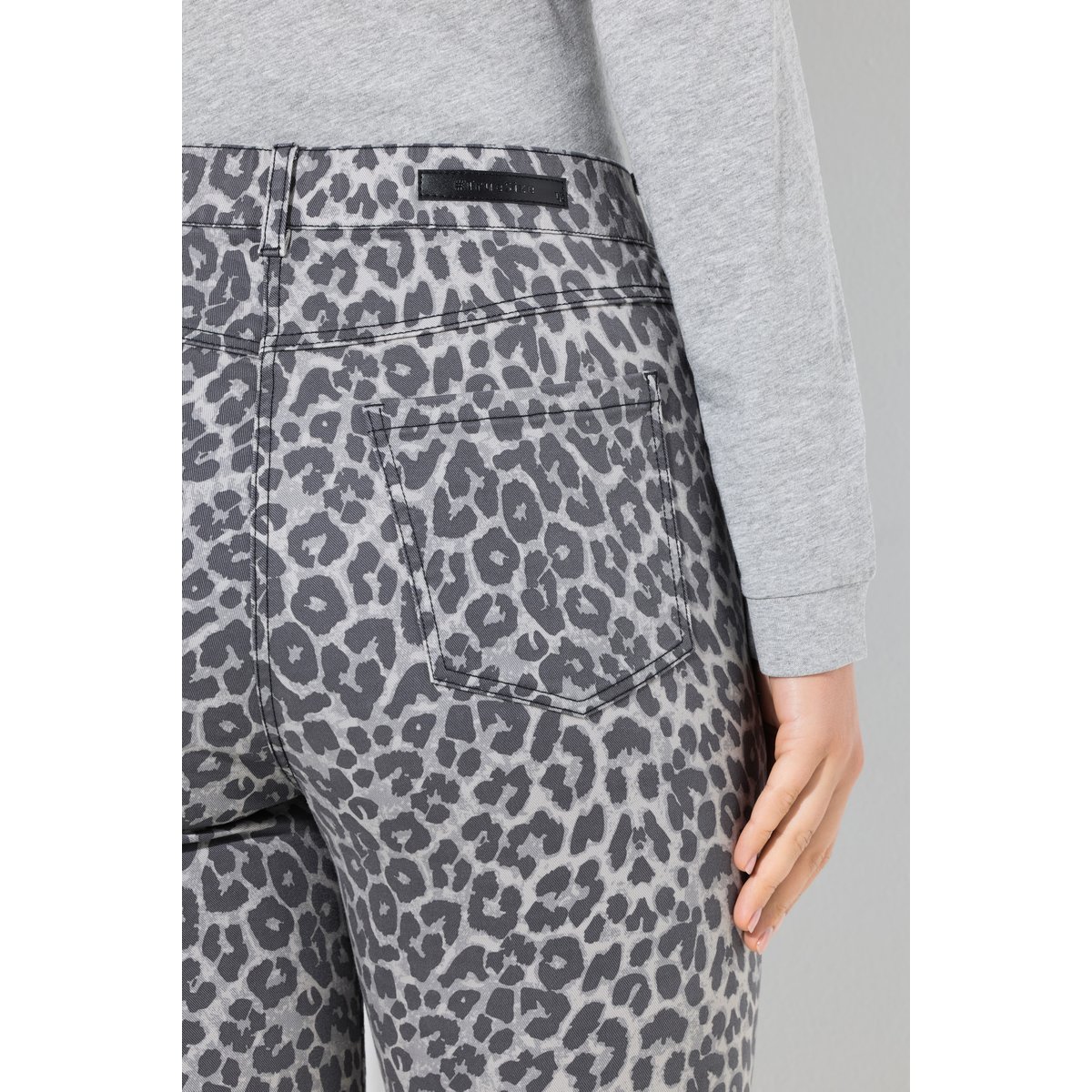 Jean Sarah motif léopard gris clair, ULLA POPKEN