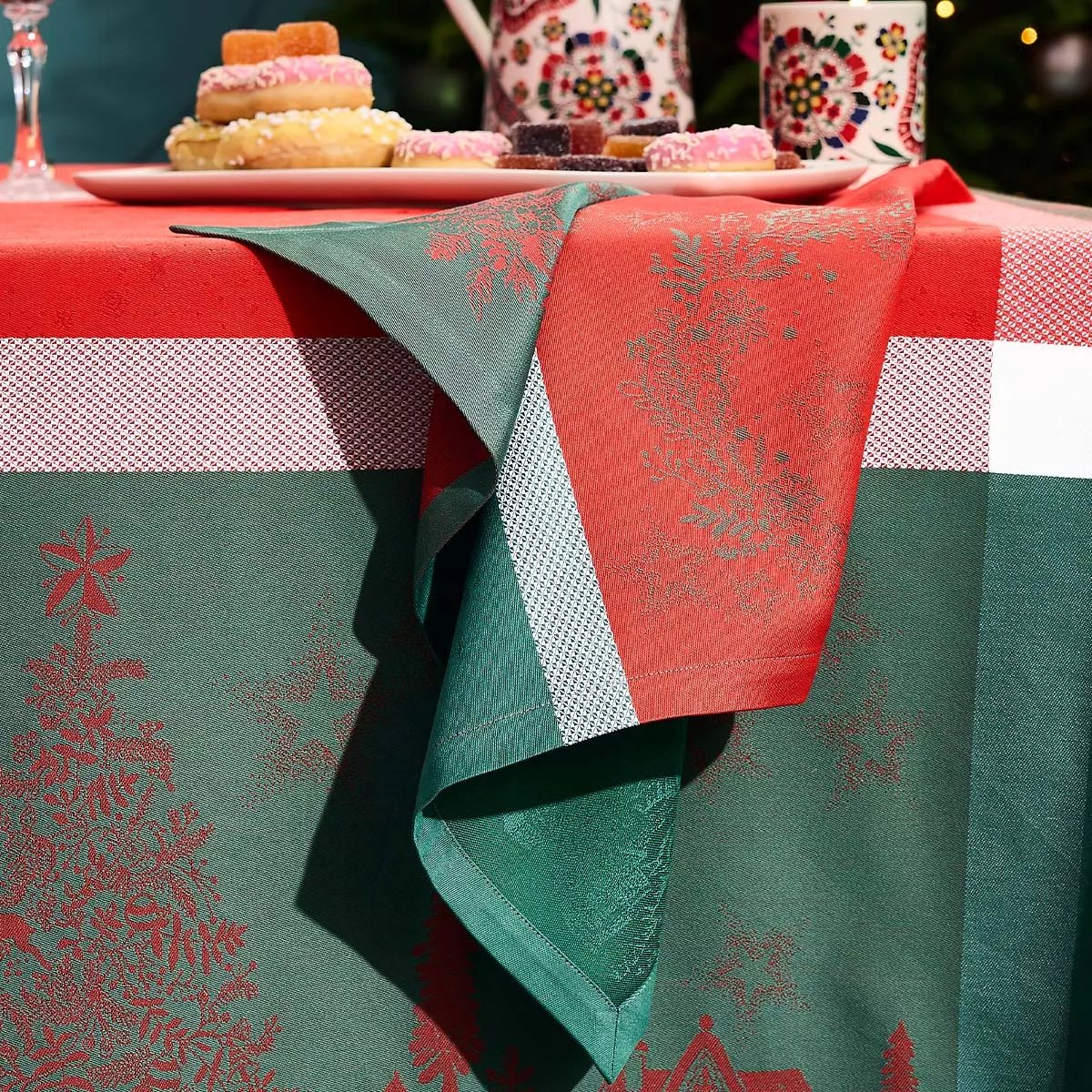 Serviette pur coton NOEL MAGIQUE houx, GARNIER THIEBAUT