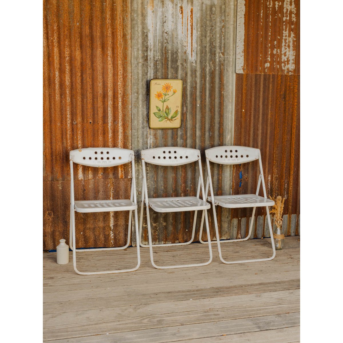 Lot de 3 chaises en métal blanc Alma N°2102 - Bon état blanc, DEBONGOUT
