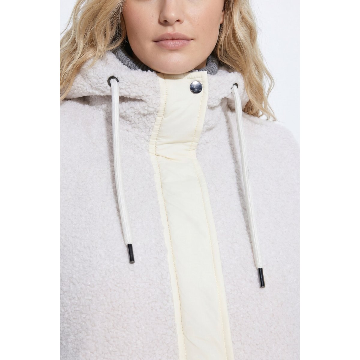 Gilet en polaire bouclée blanc pierre, ULLA POPKEN