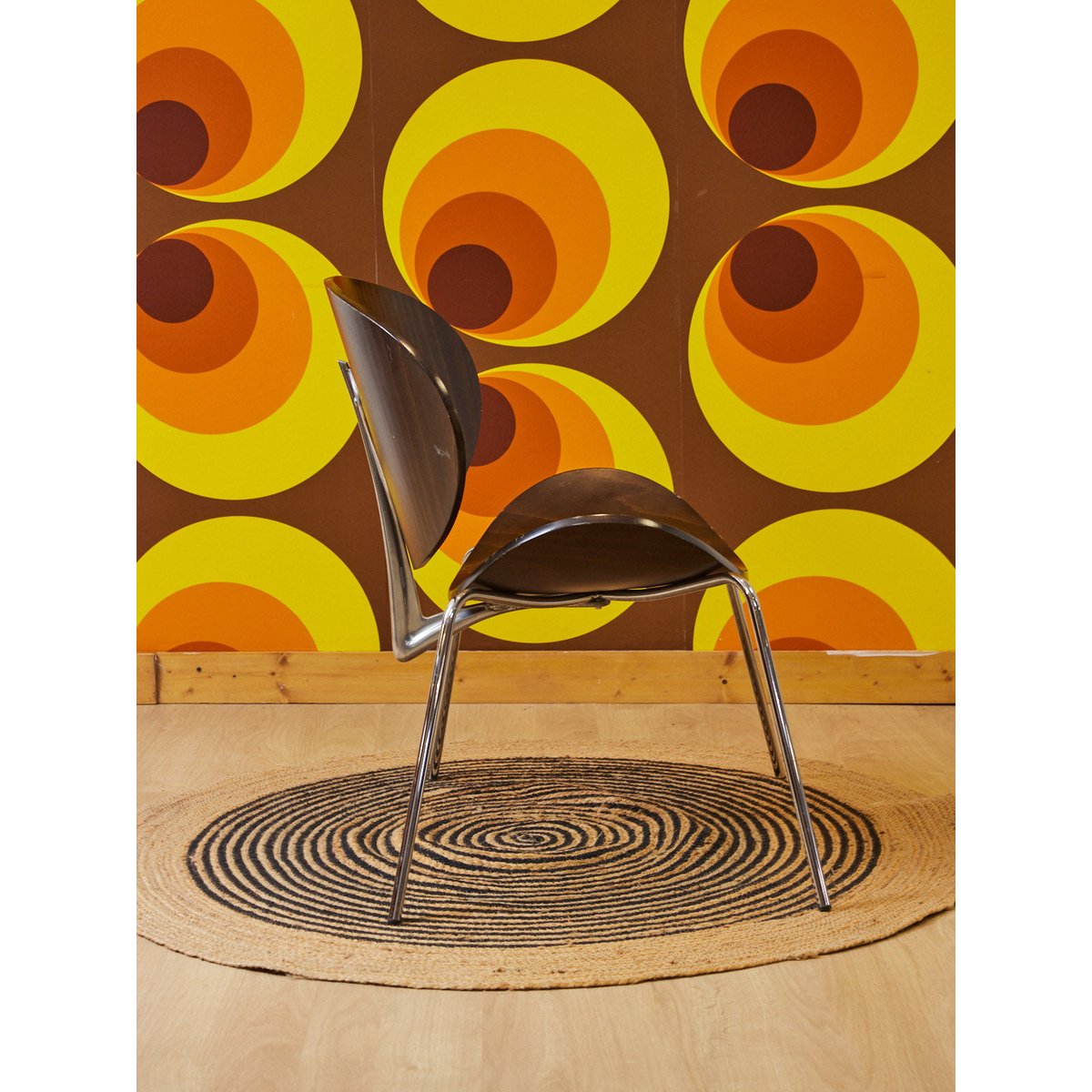 Paire de fauteuils en bois Jakob N°1375 - Bon état bois foncé, DEBONGOUT