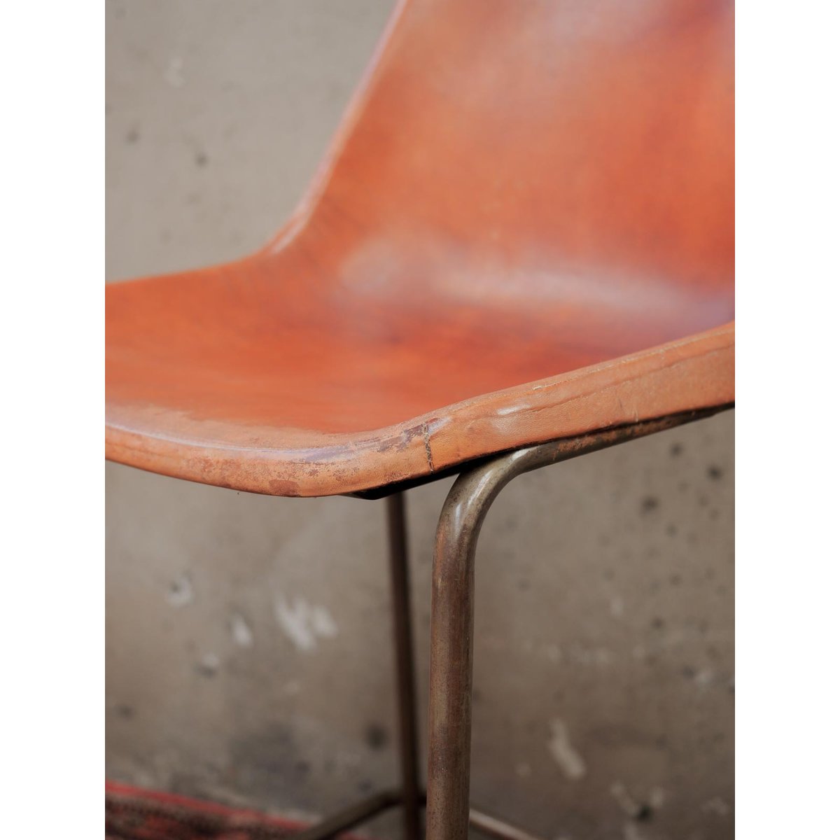 Lot de 2 chaises hautes Alma N°1701 - Bon état marron, DEBONGOUT