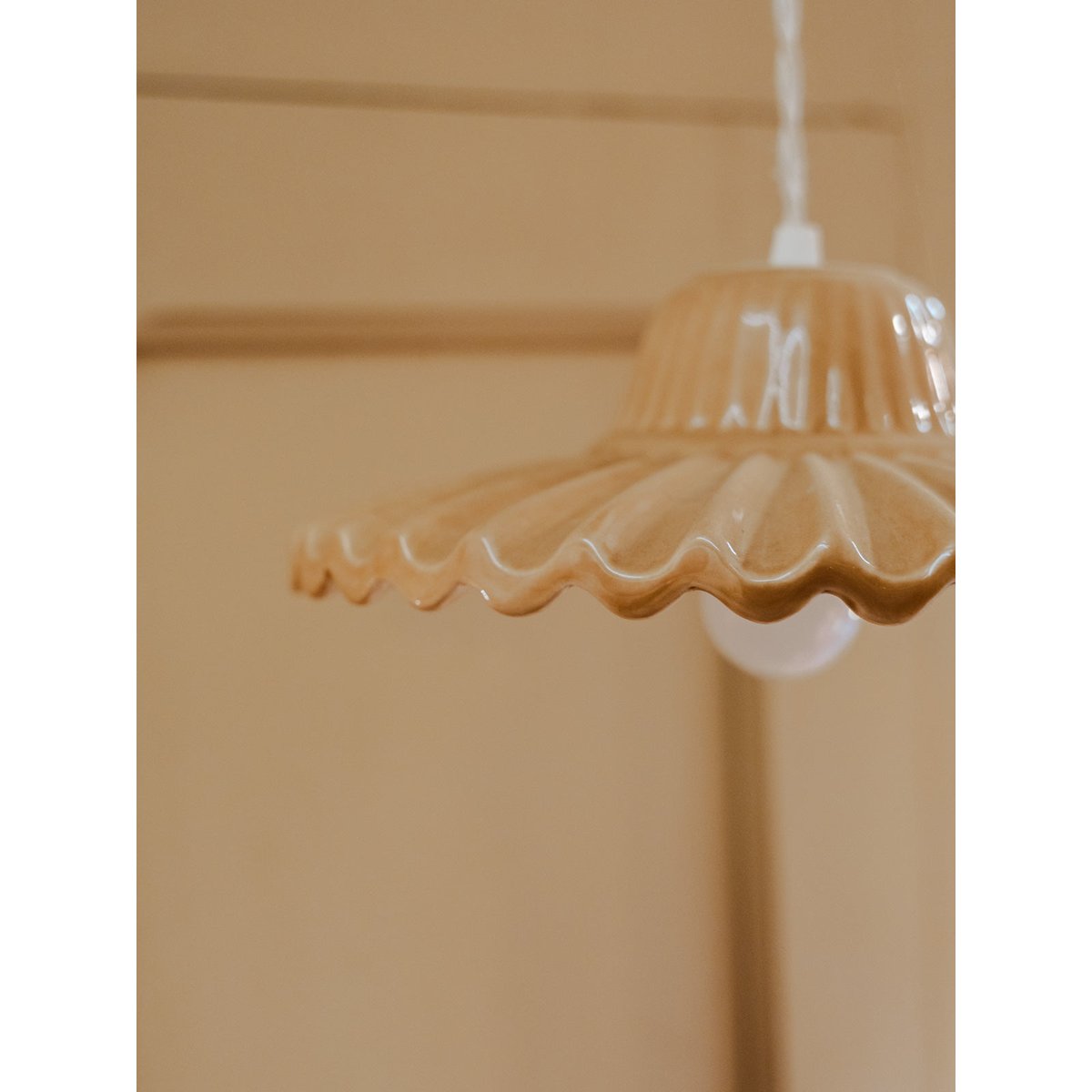 Lampe baladeuse en céramique beige Paulette N°103 - Bon état v300233, DEBONGOUT