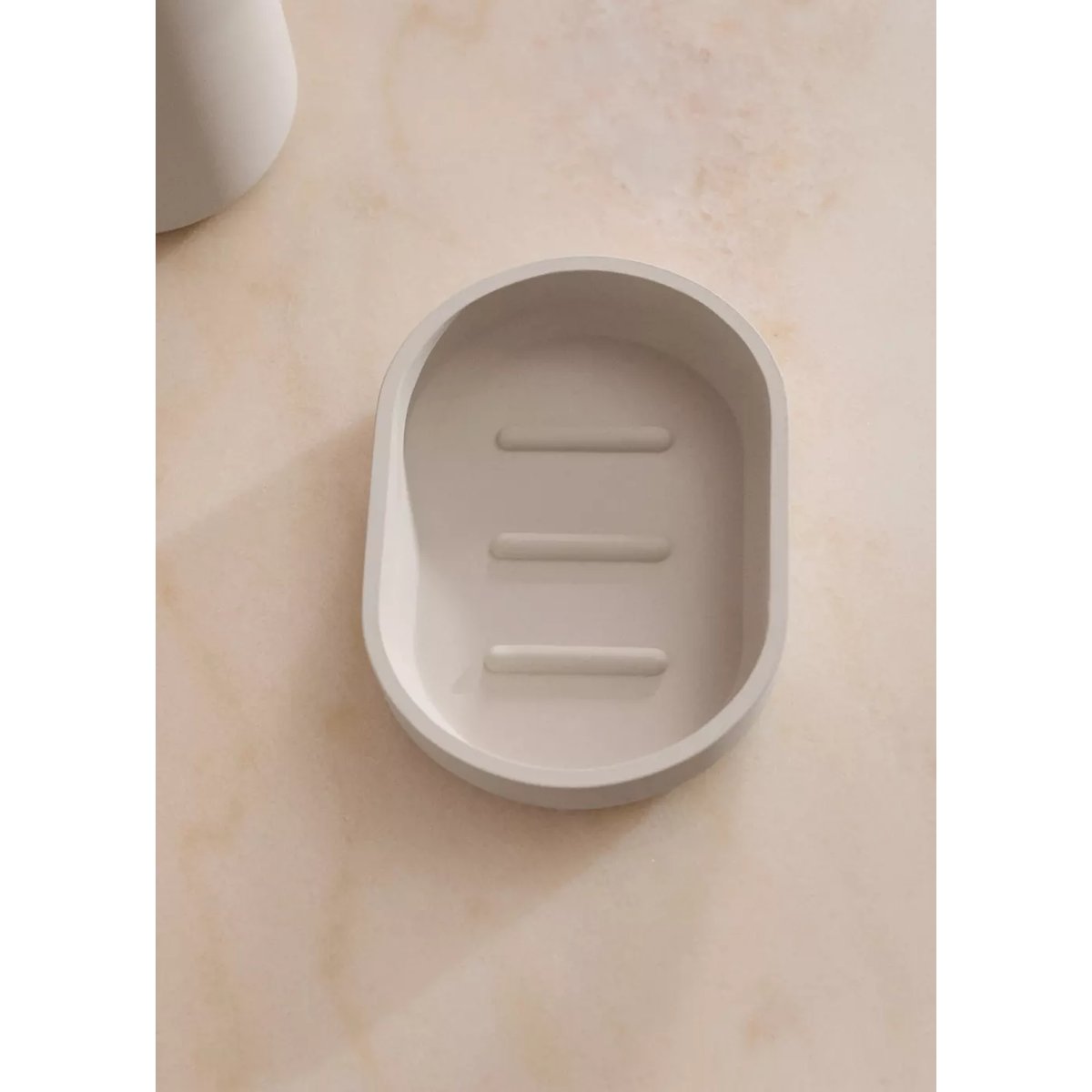 Porte-savon ovale 100 % résine écru, MANGO HOME