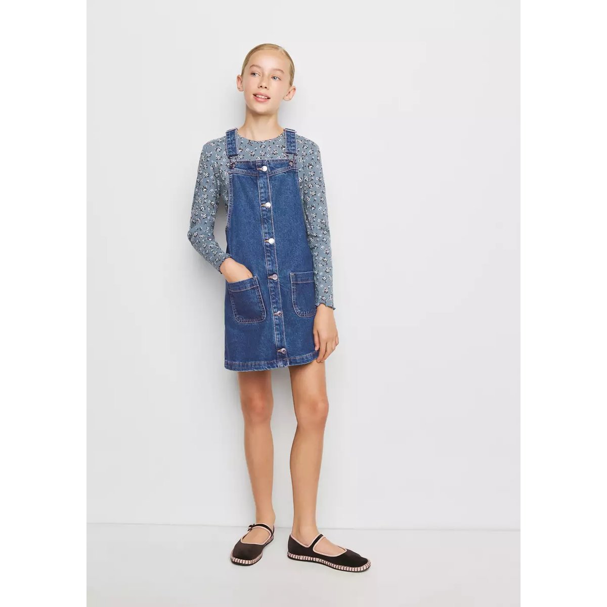 Robe chasuble denim poches bleu foncé, MANGO KIDS