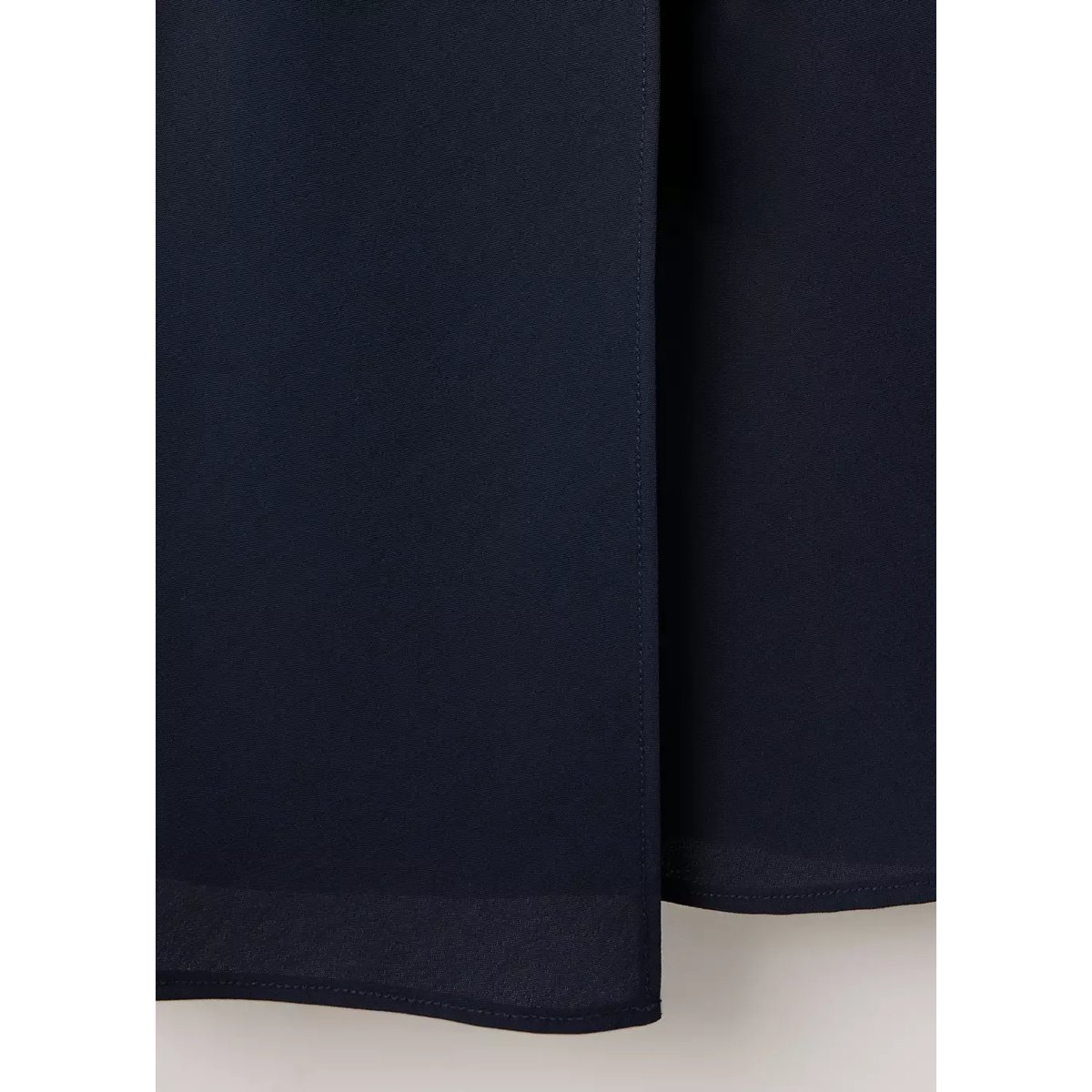 Robe col montant croisé bleu marine foncé, MANGO