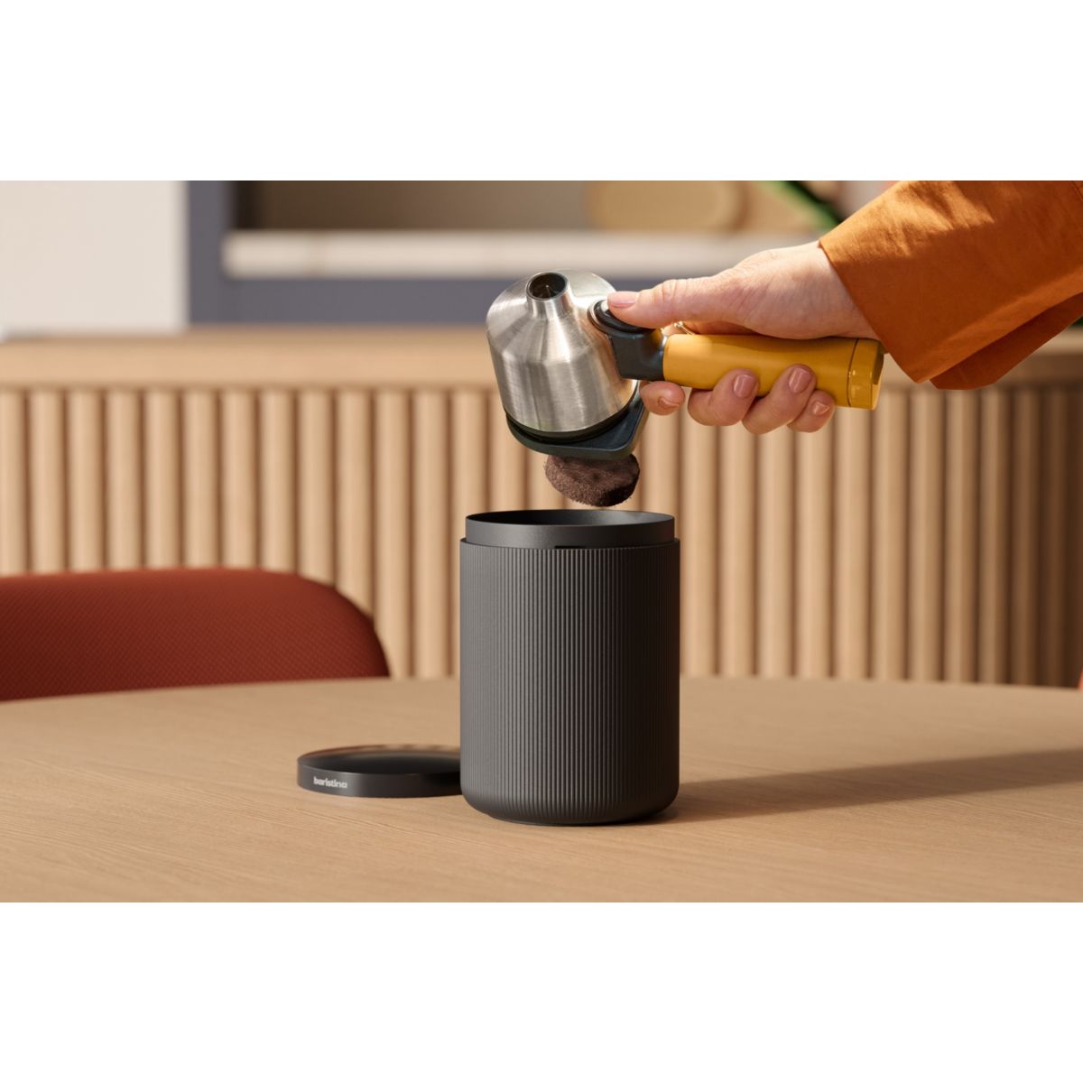 Bac à marc BAR313/60 Accessoire pour cafetière Baristina, Poubelle à marc de café Noire couleur unique, PHILIPS