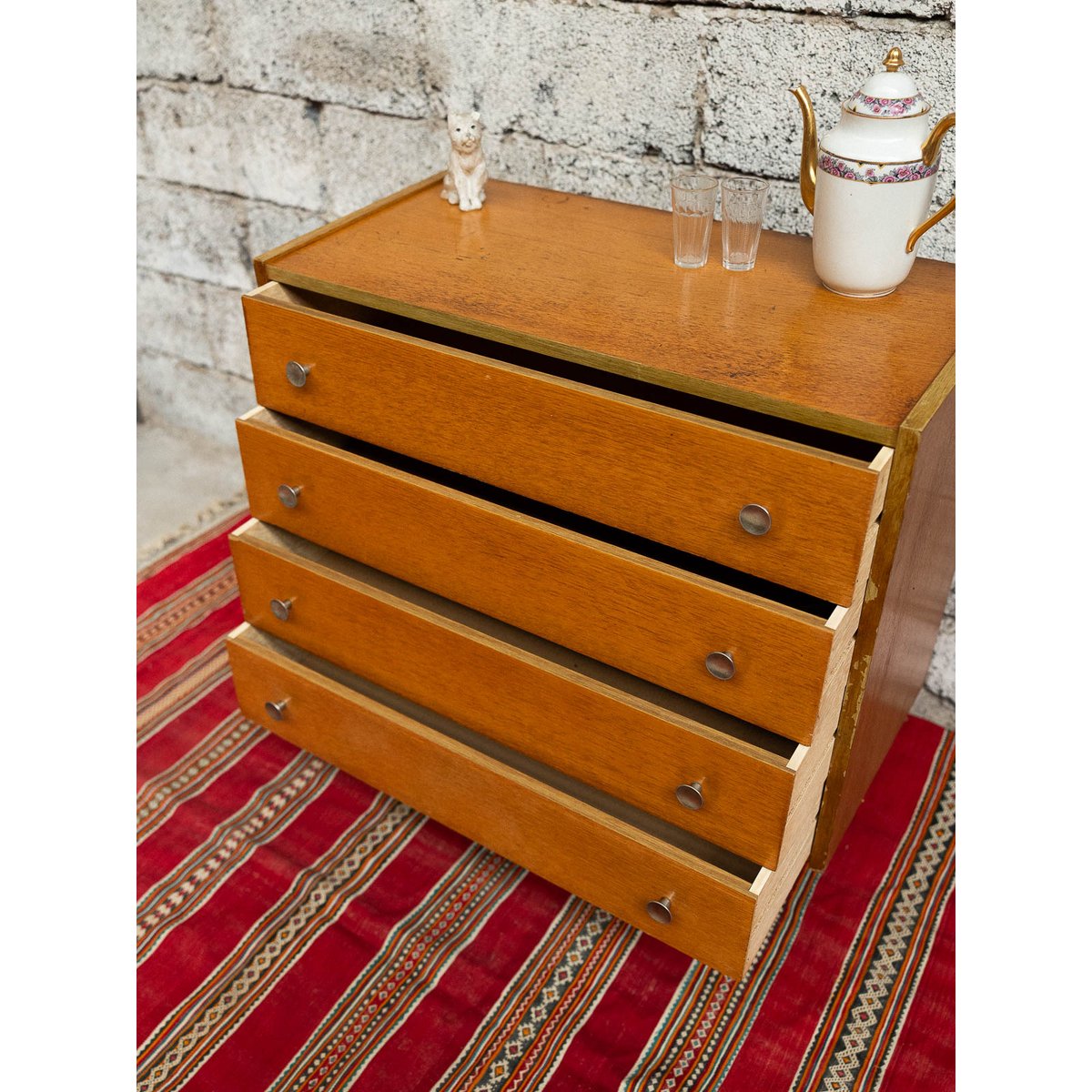 Commode symétrique Olga N°708 - Bon état beige, DEBONGOUT