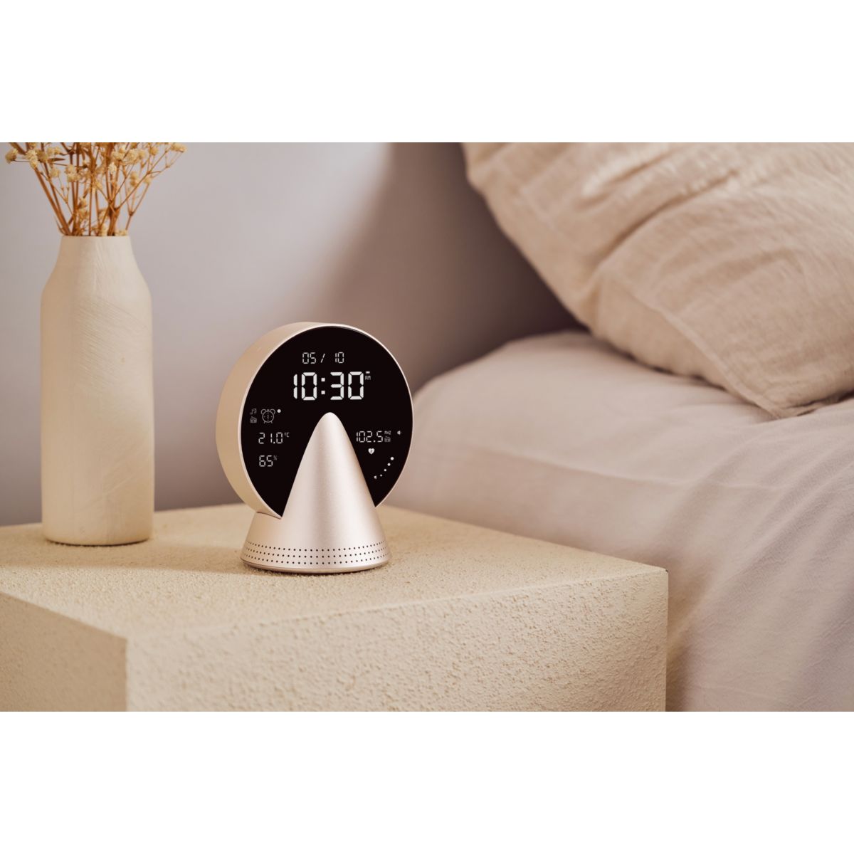 Radio réveil Conic Clock avec fonction Bluetooth Or couleur unique, LEXON