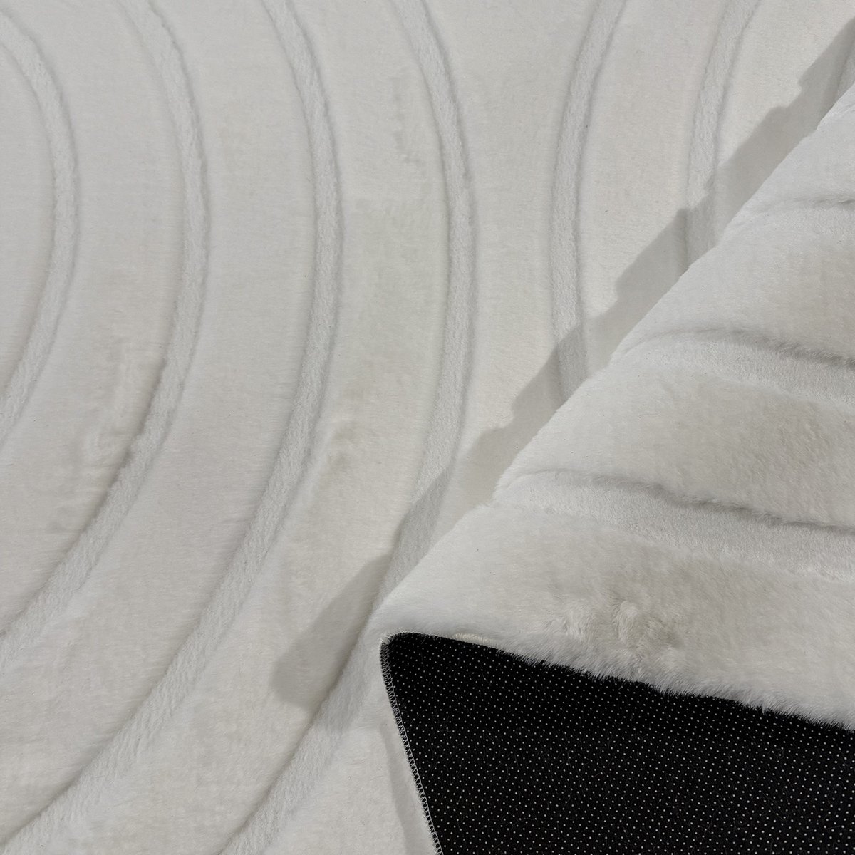 Tapis interieur doux à motif arc lavable en machine ALASKA blanc, NAZAR RUGS