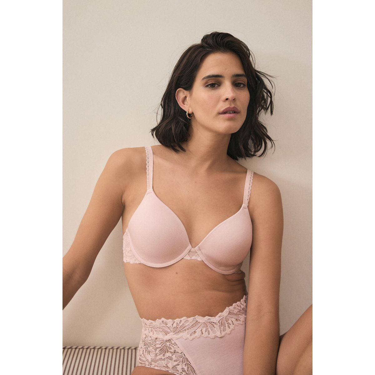 Soutien-gorge corbeille rembourré en dentelle rose pâle, NEXT