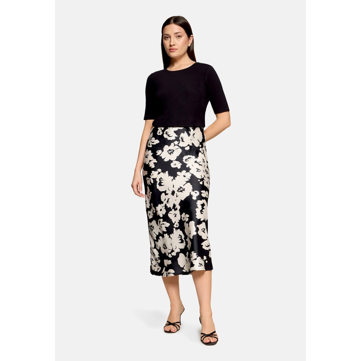 Jupe en satin à motifs noir/blanc, BETTY BARCLAY