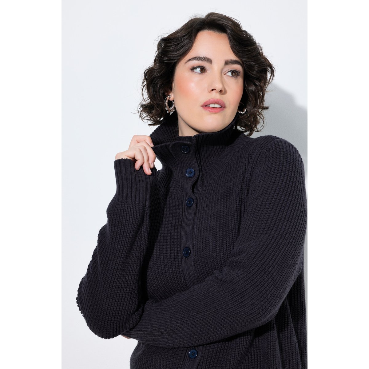 Cardigan en maille côtelée marine, ULLA POPKEN