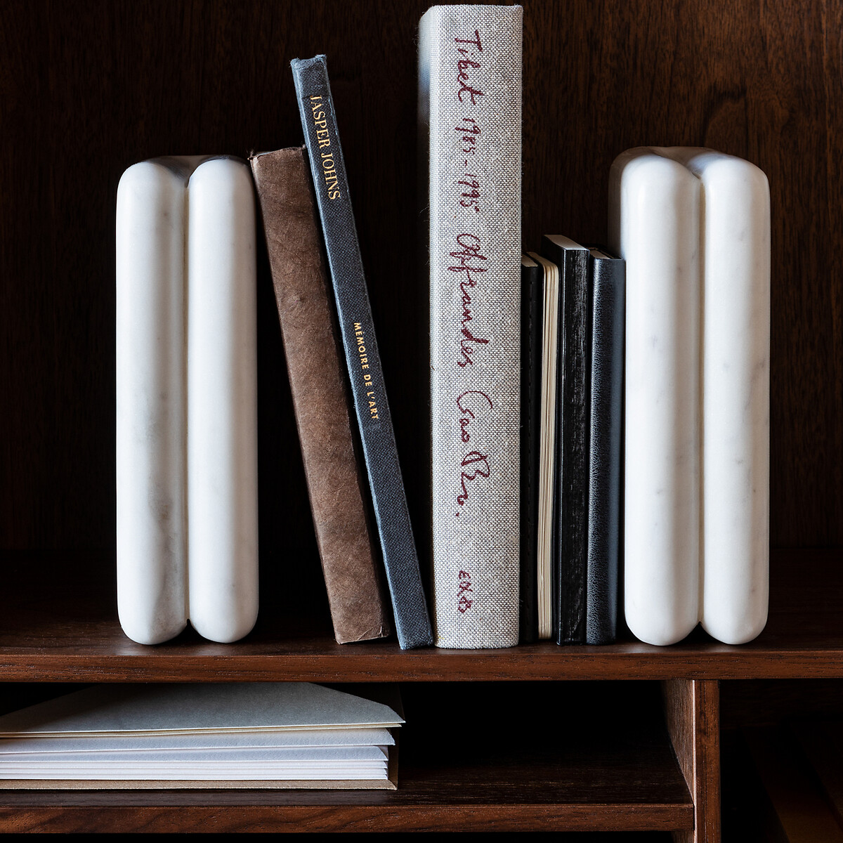 Lote de 2 suportes para livros, em mármore branco, Scafi branco, AM.PM