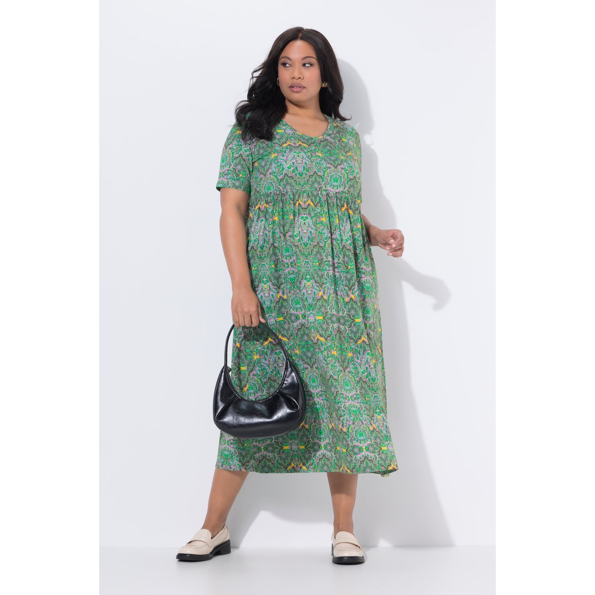 Robe maxi coupe évasée, poches vert pomme, ULLA POPKEN