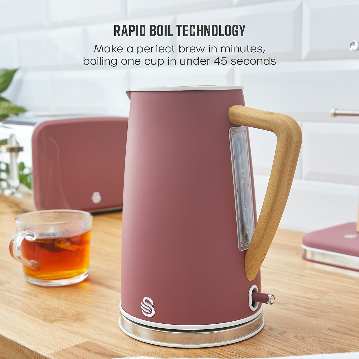 Nordic 1.7L Cordless Kettle - SK14610 fuchsia pink, SWAN