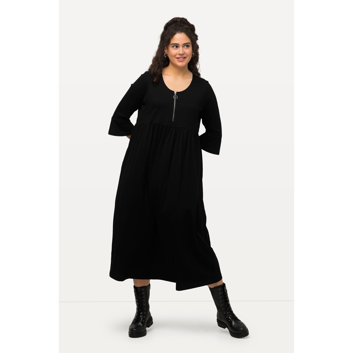 Robe en jersey à col rond et manches 3/4. noir, ULLA POPKEN