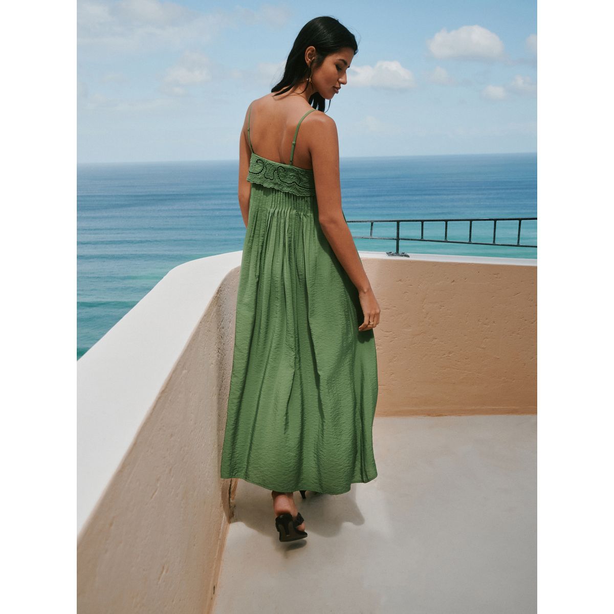 Robe d'été midi à petits plis et col rabattu vert, NEXT