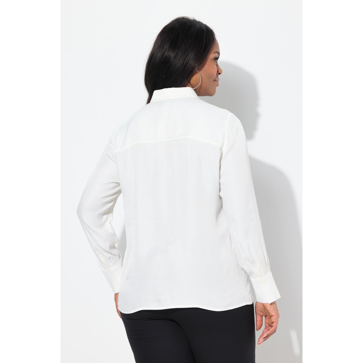Chemisier en satin blanc neige, ULLA POPKEN