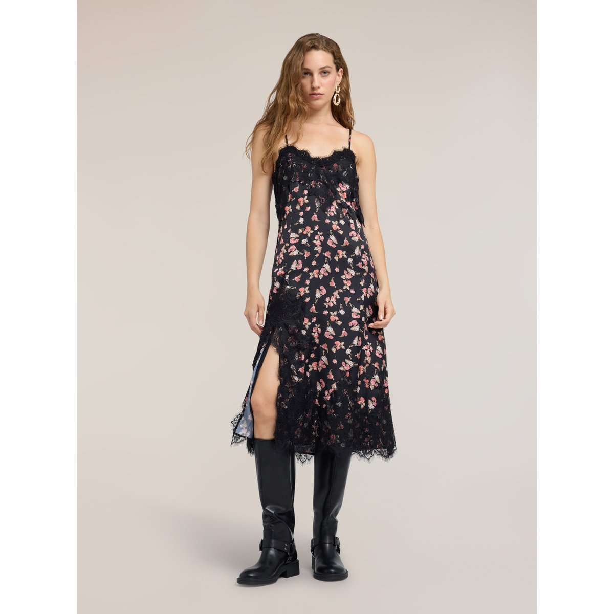 Robe avec imprimé floral et dentelle noir, MOTIVI