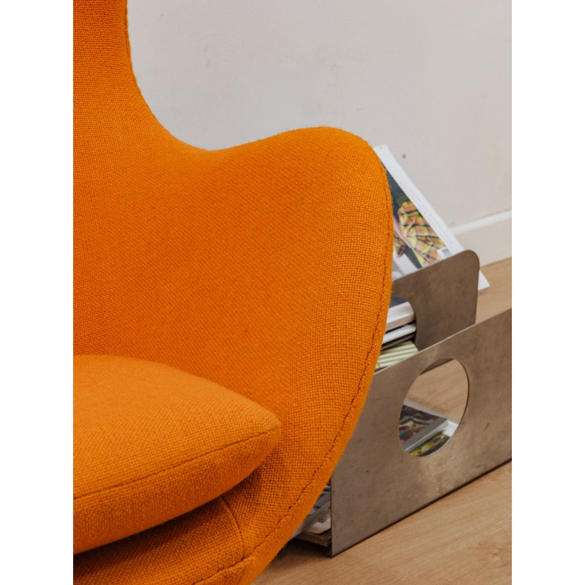 Fauteuil orange Egg Chair Emmanuel N°16 - Bon état argenté, DEBONGOUT