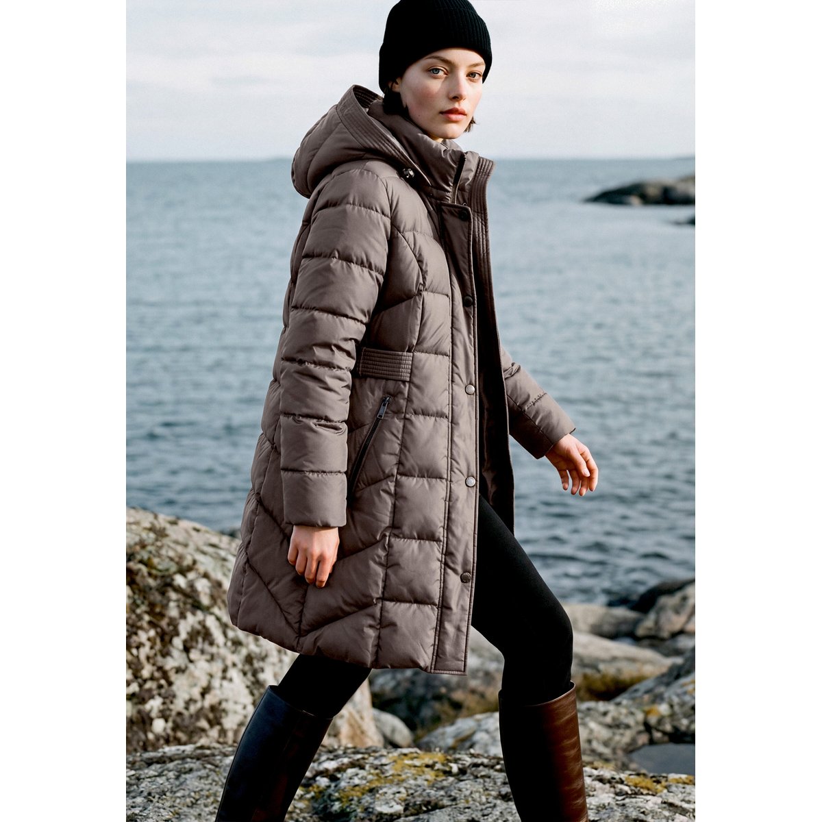 Veste outdoor à capuche amovible black bean, BETTY BARCLAY