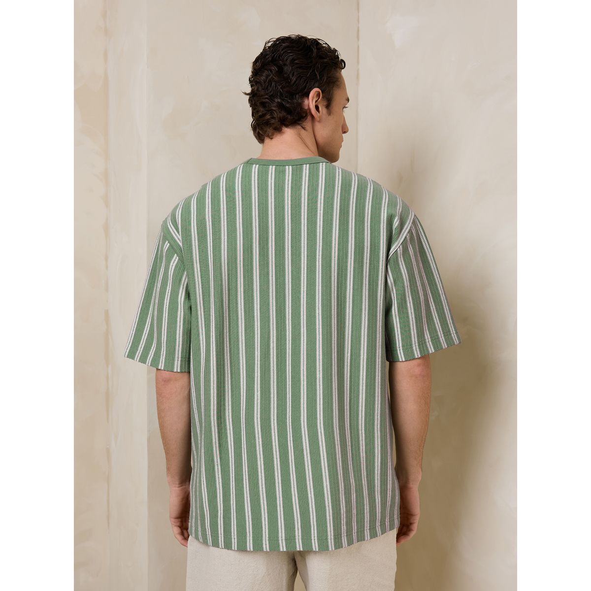 T-shirt décontracté épais à rayures texturées vert / blanc, NEXT