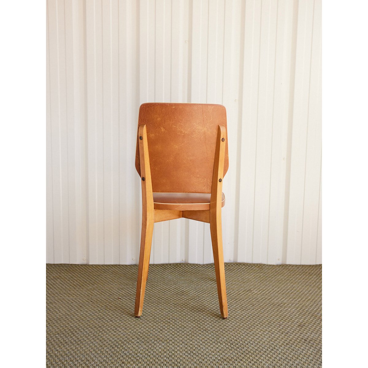 Lot de 4 chaises en skaï Alma N°1765 - Bon état marron, DEBONGOUT
