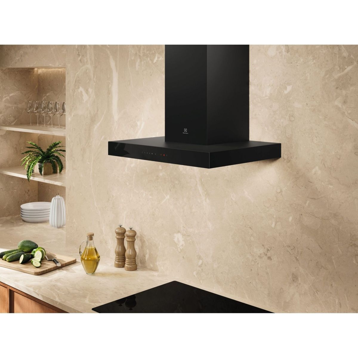 Hotte décorative murale LFT816K couleur unique, ELECTROLUX
