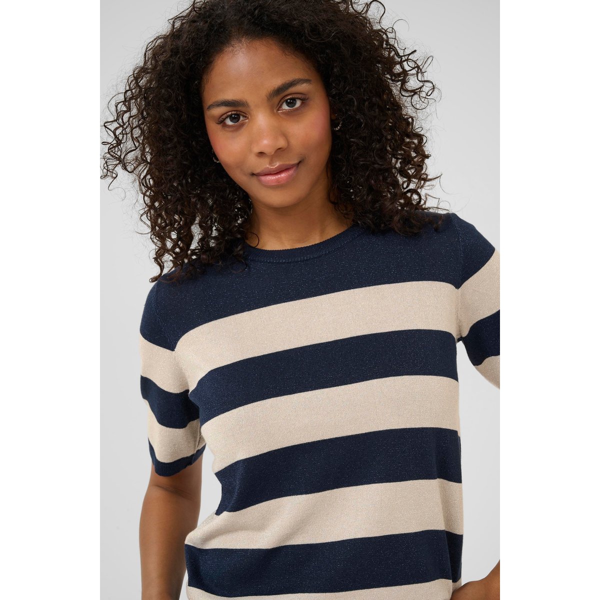 Knitted pullover bleu midnight/beige feather wide stripe, KAFFE