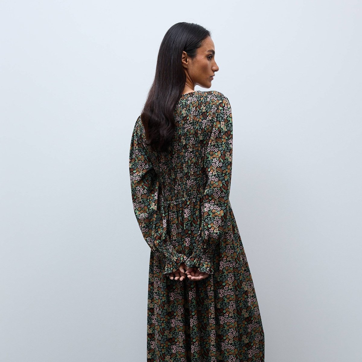 Robe midi smockée imprimée noir, MONOPRIX