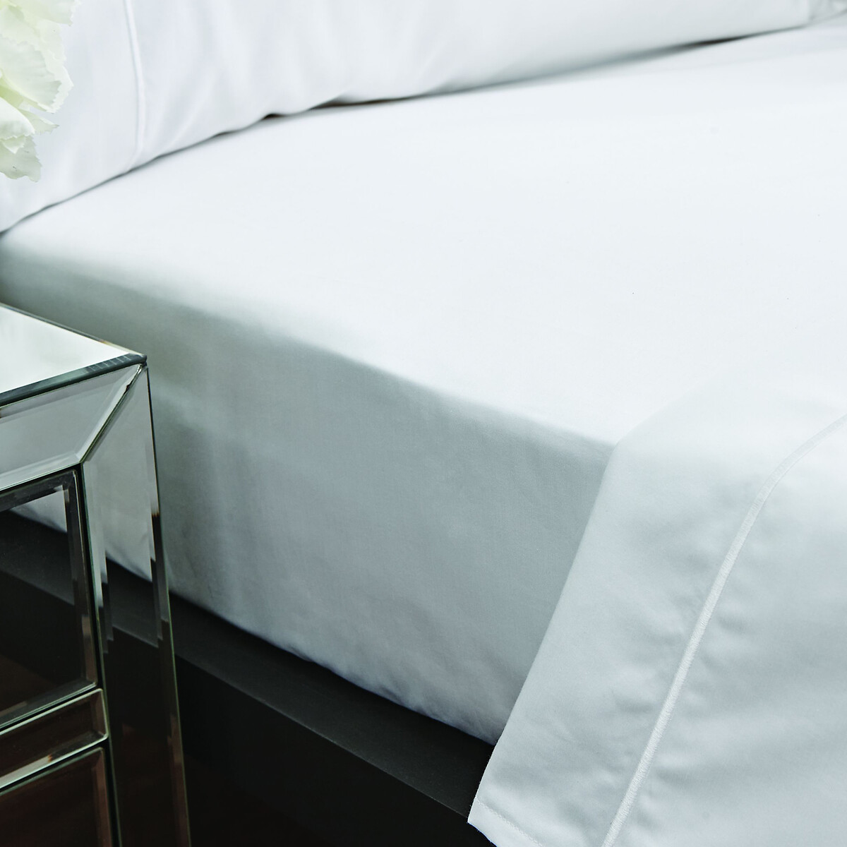 Luxury 800 Thread Count Cotton Sateen Extra Deep Fitted Sheet white, BIANCA FINE LINENS