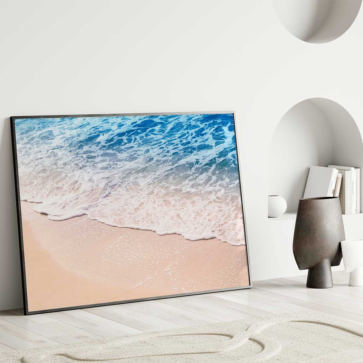 Affiche encadrée vague douce sur le sable affiche + cadre en métal - noir, HEXOA
