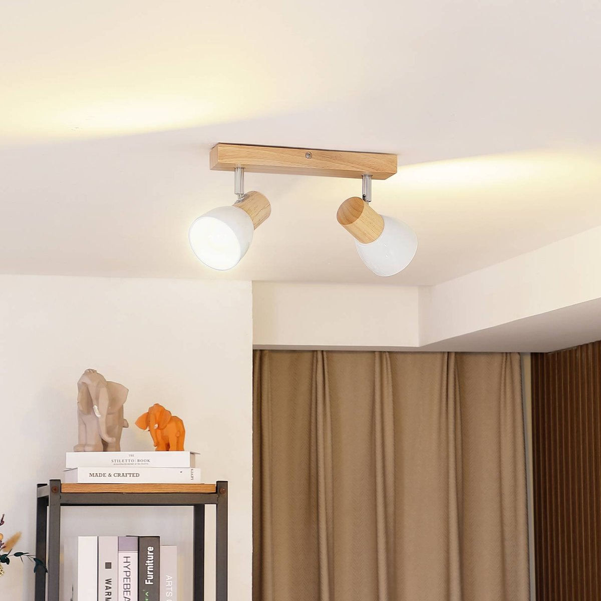 Spot en bois scandinave, Thorin bois clair, blanc, LINDBY