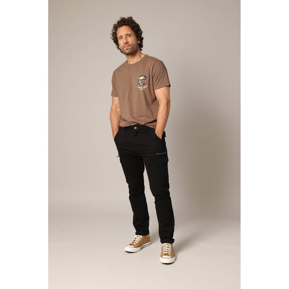 Pantalon cargo avec poches et fermeture zippée DANASON noir, DEELUXE