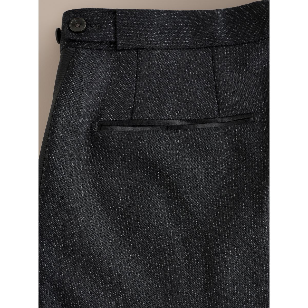 Pantalon de smoking ajusté en laine signature noir, NEXT