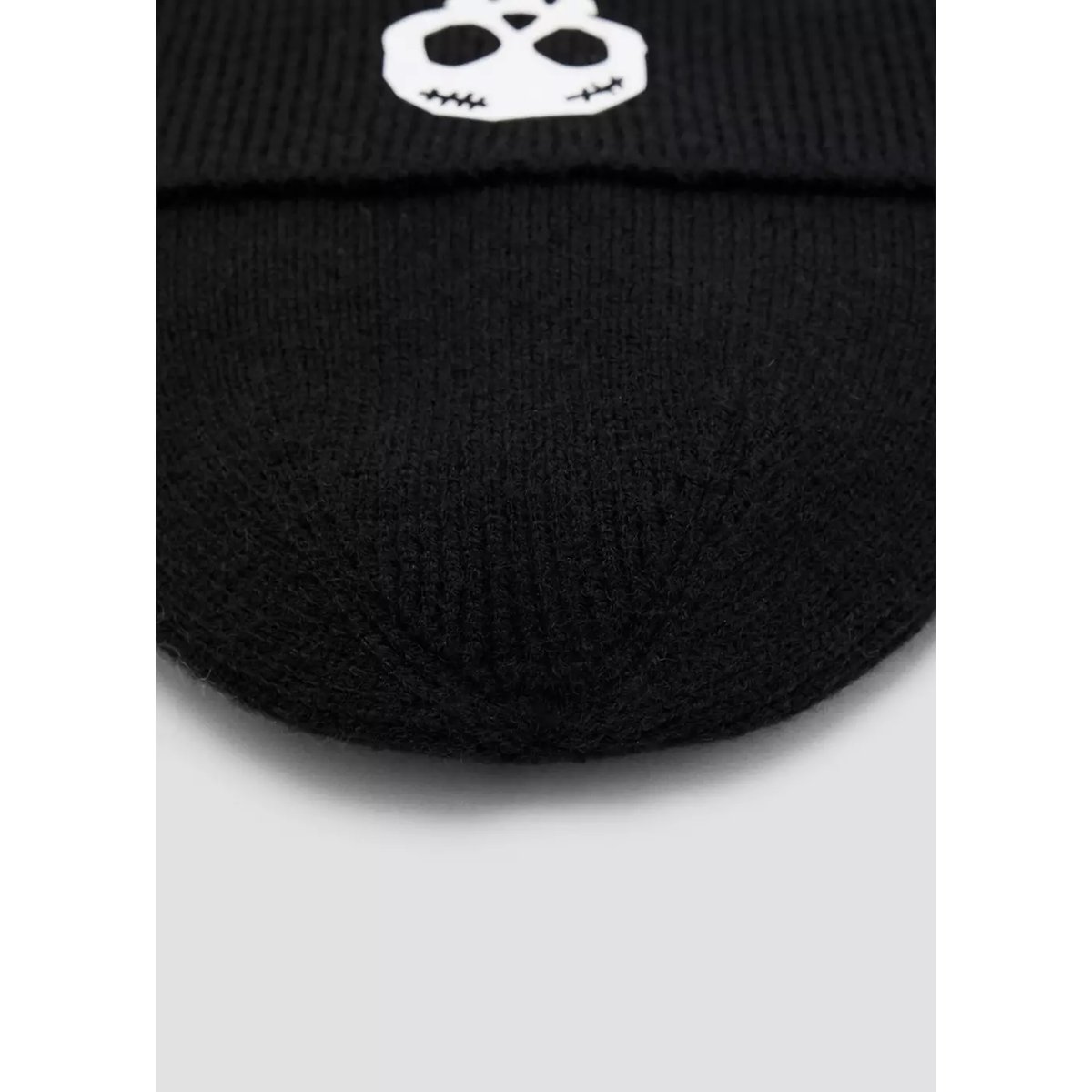 Bonnet côtelé avec détail en relief noir, MANGO KIDS