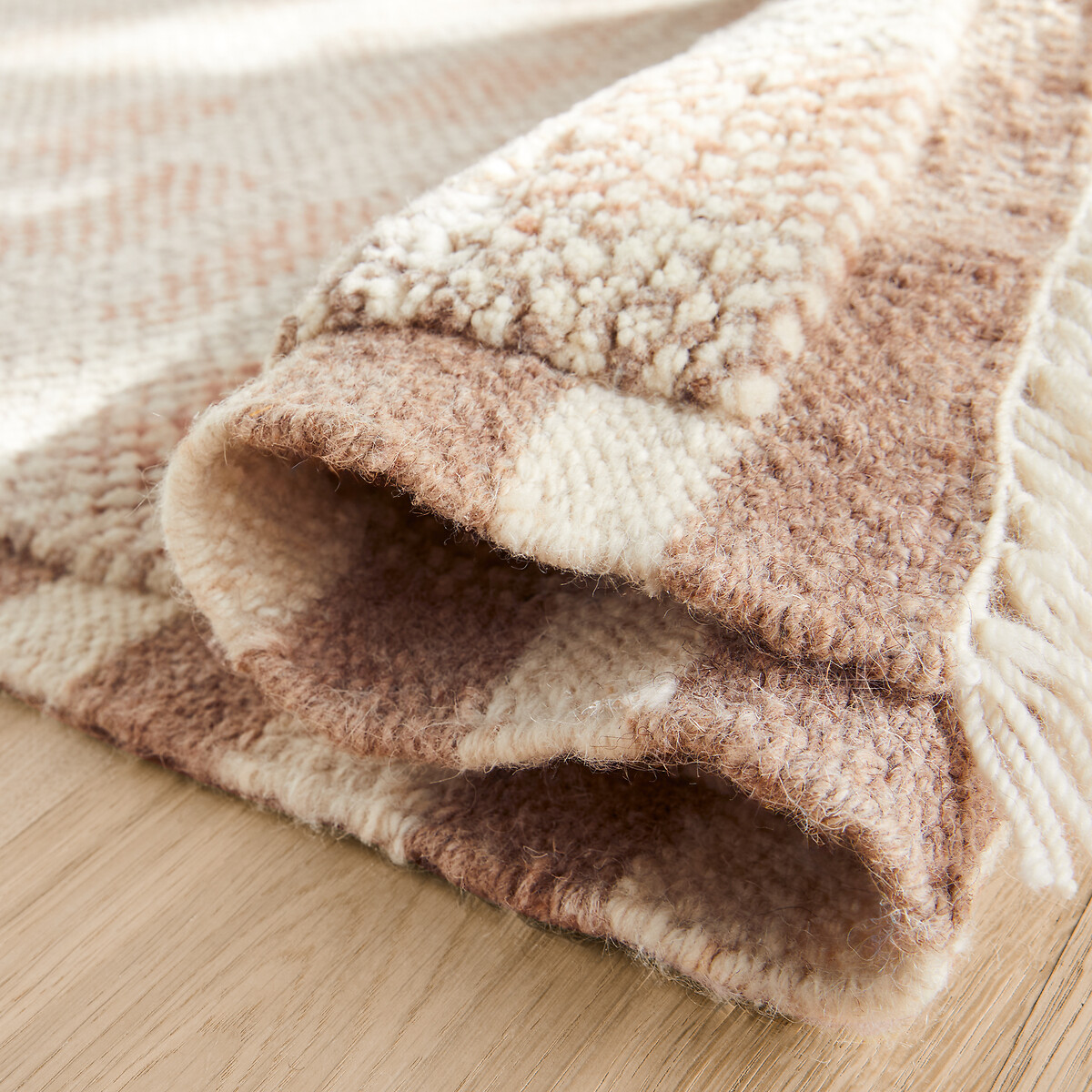 Dalmia Checkerboard Wool & Cotton Hand-Knotted Rug ecru/natural, AM.PM