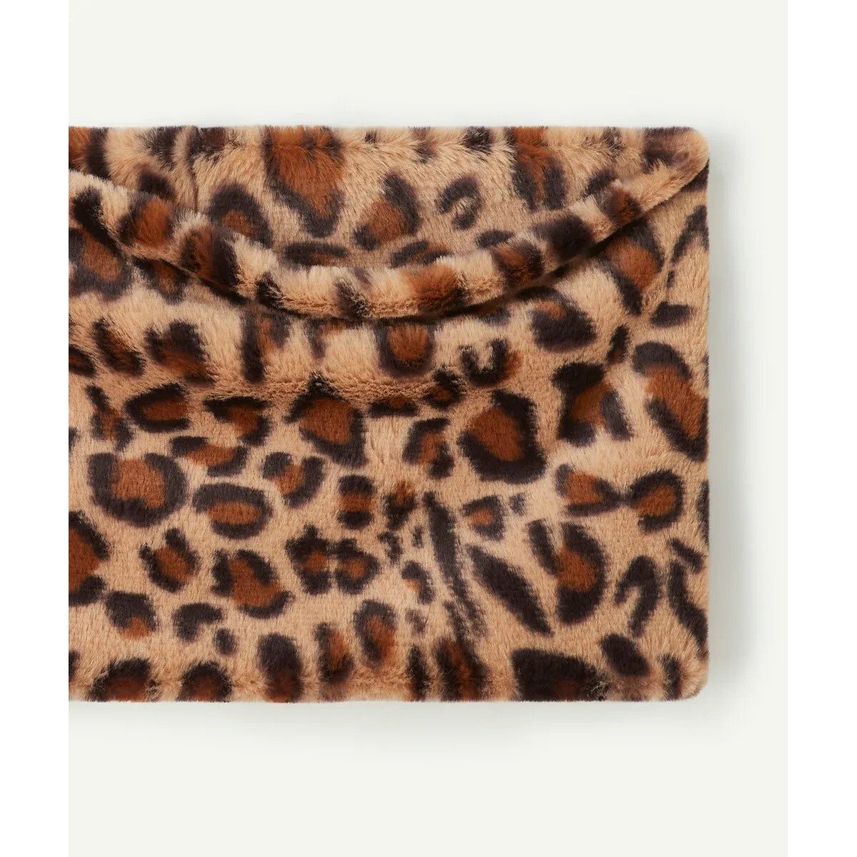 Leopard Print Fluffy Snood leopard print, TAPE A L'OEIL