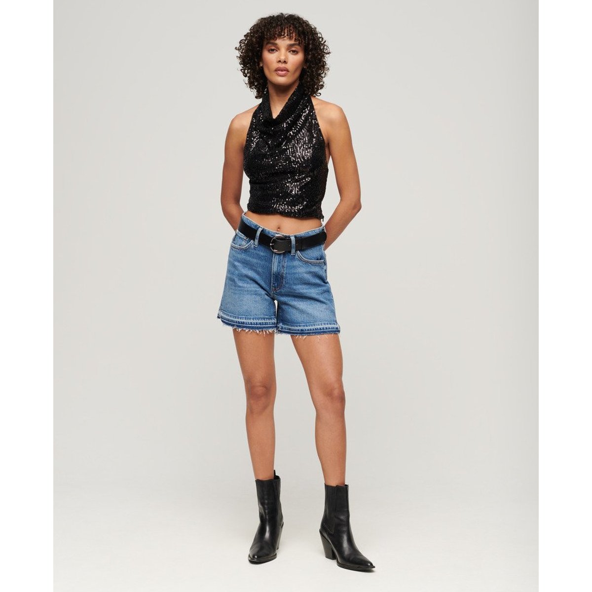 Haut dos nu à sequins et col bénitier noir à sequins angulaires, SUPERDRY