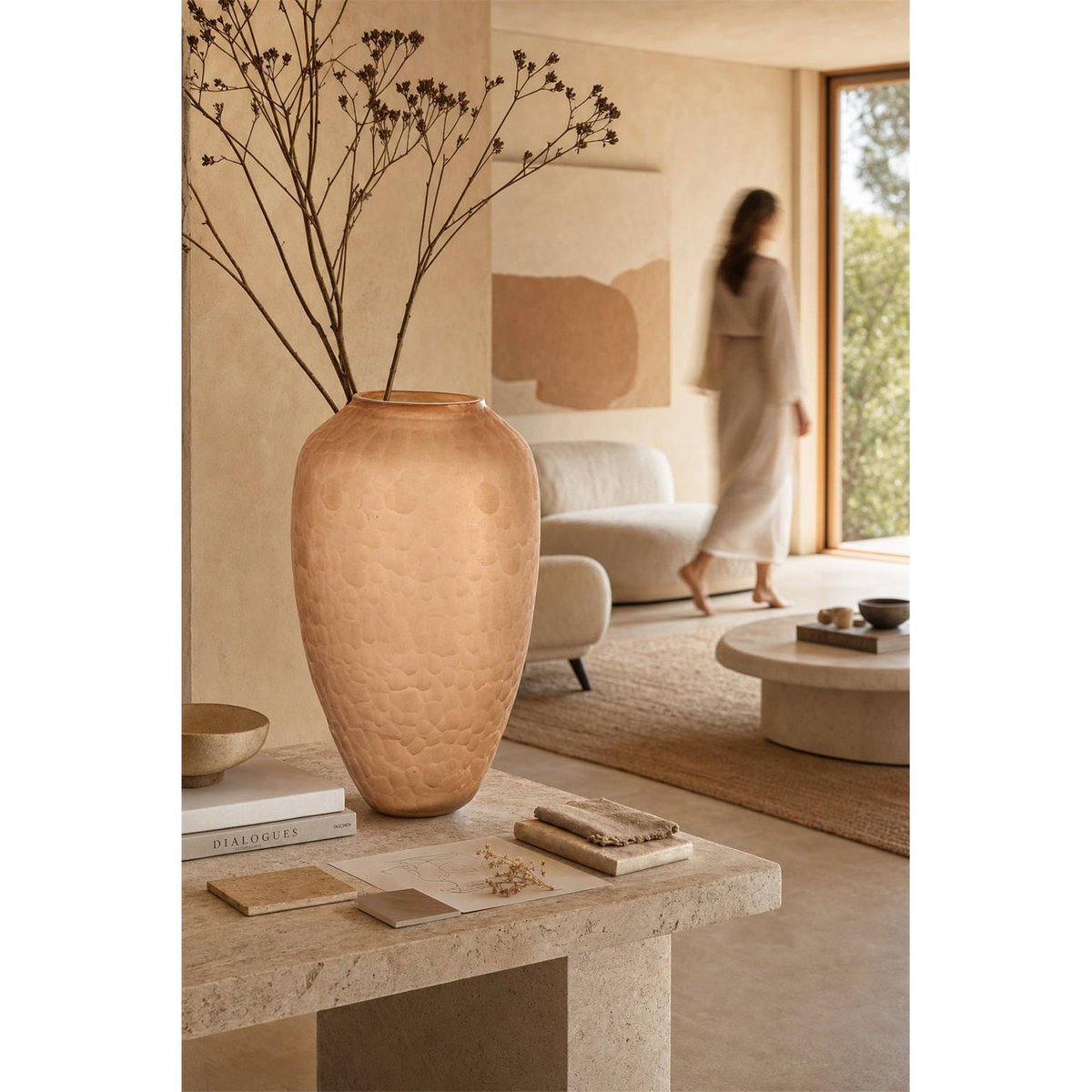 Vase en verre au relief martelé marron, RECOLLECTION