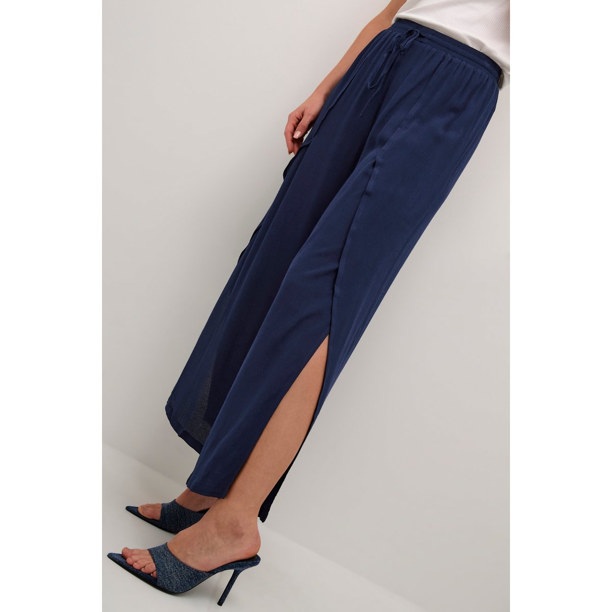 Pantalon casual bleu navy blazer, CREAM