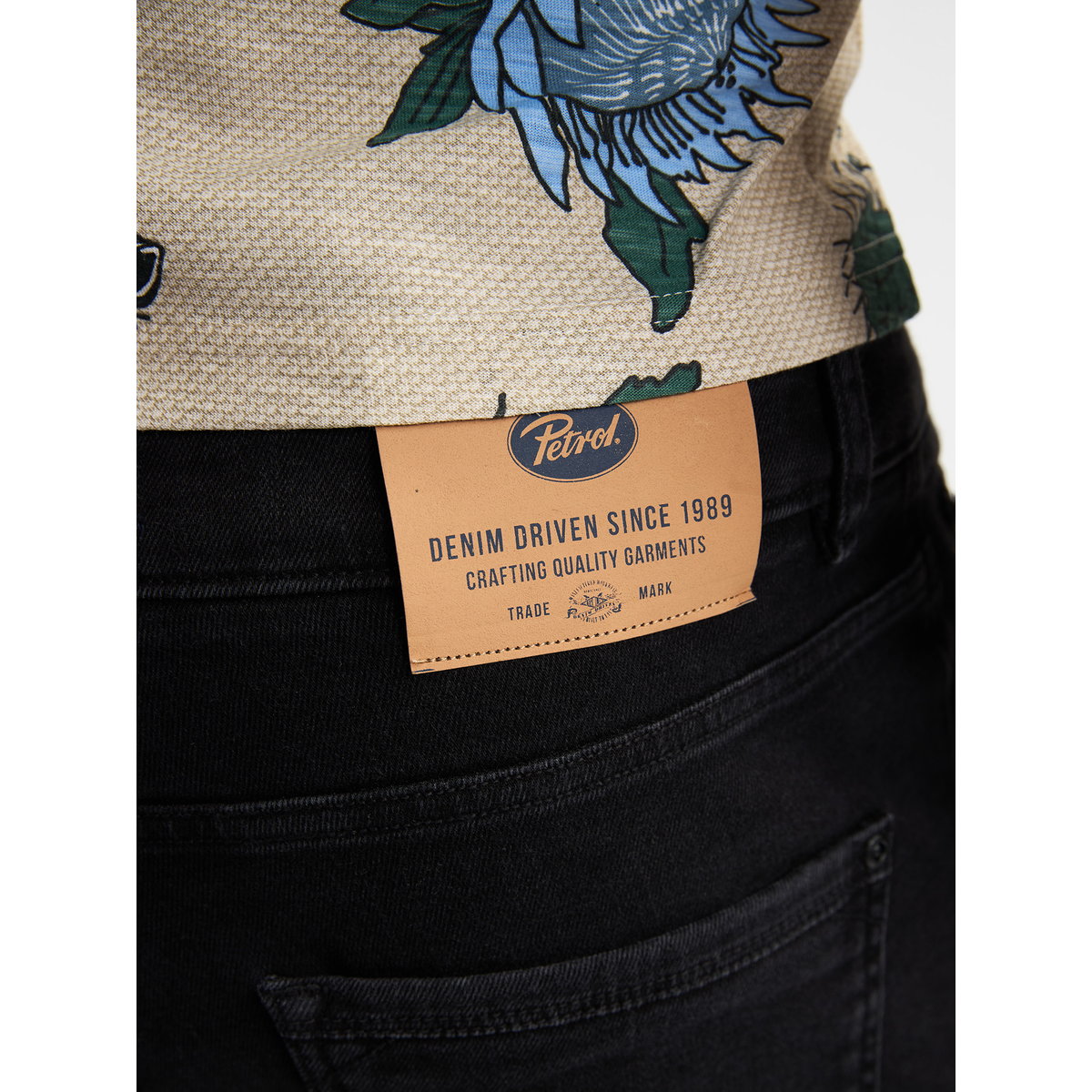 Bassano regular short en jean shockwave noir black stone, PETROL INDUSTRIES