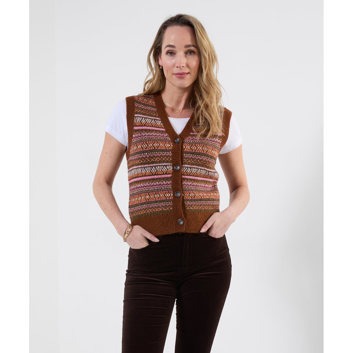 Pull Sans Manches en Maille Jacquard Fair Isle Boutonné Jours d'Automne marron, JOE BROWNS