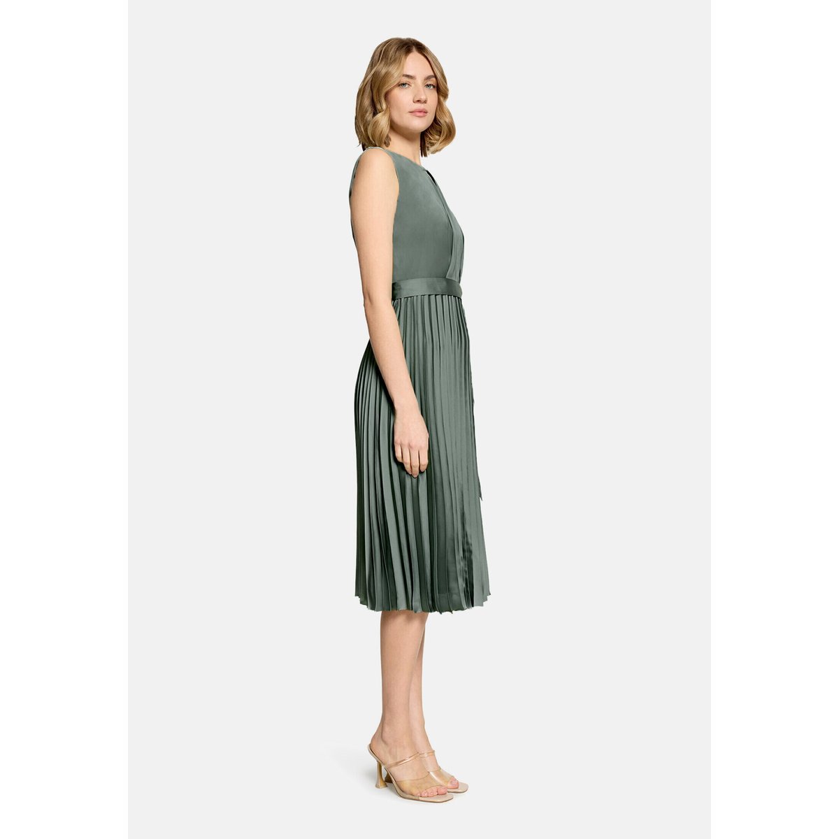 Robe longueur midi à plis lily pad, BETTY & CO