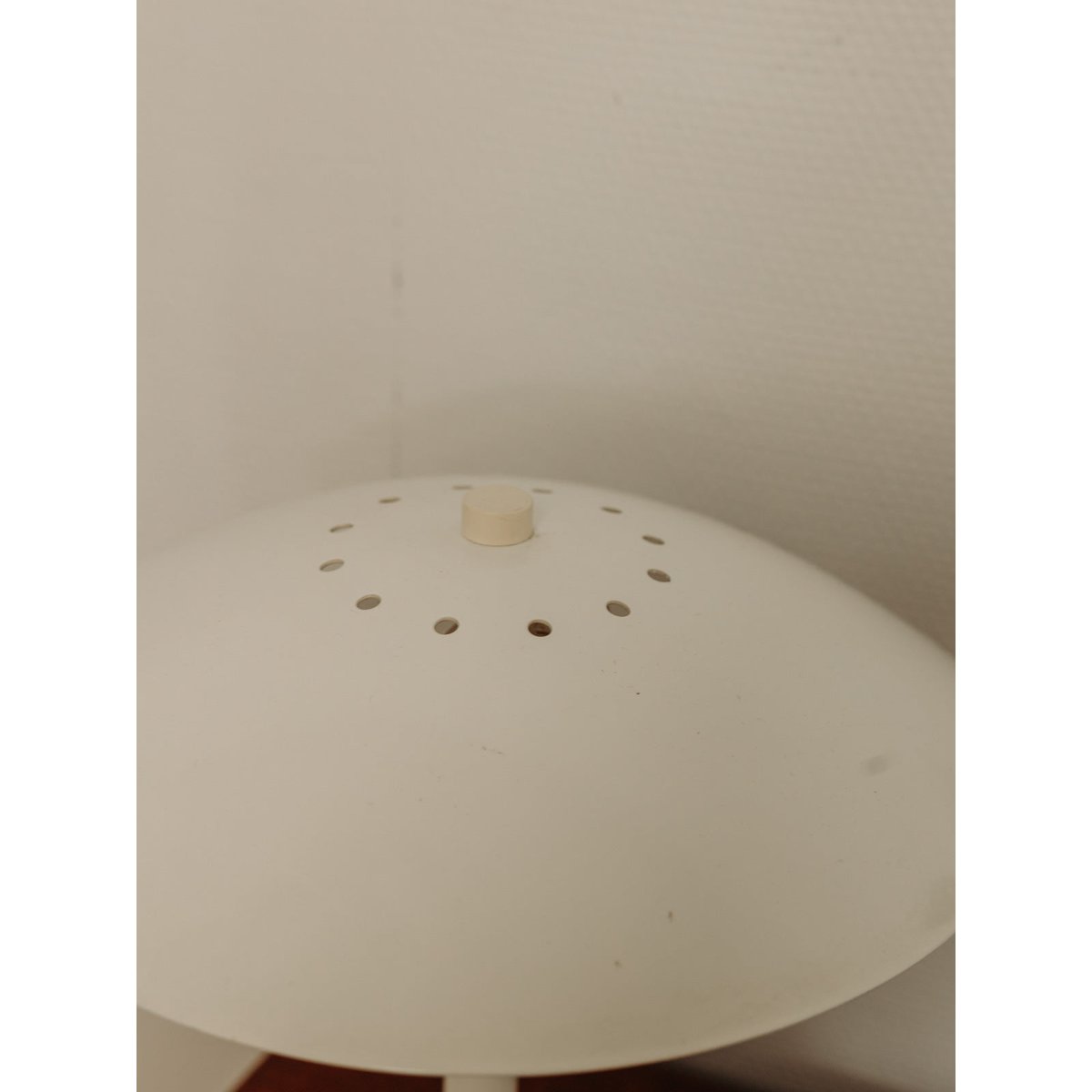 Lampe à poser en métal Julia N°461 - Bon état blanc, DEBONGOUT